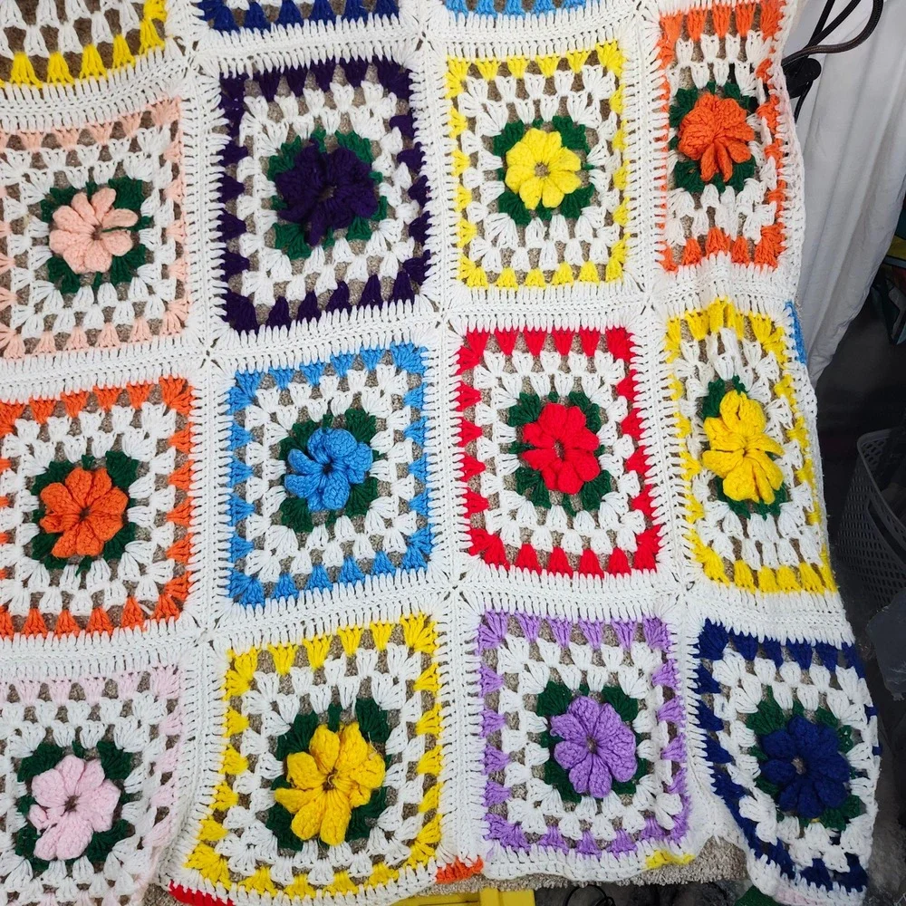 Handmade Afghan Blanket Multi-Color Floral Granny Square Cottagecore‎ 50x70